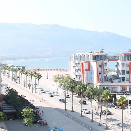 Apartament Lungo Mare- Seaview