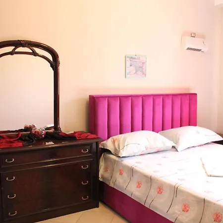 Lungo Mare- Seaview Apartment Vlore